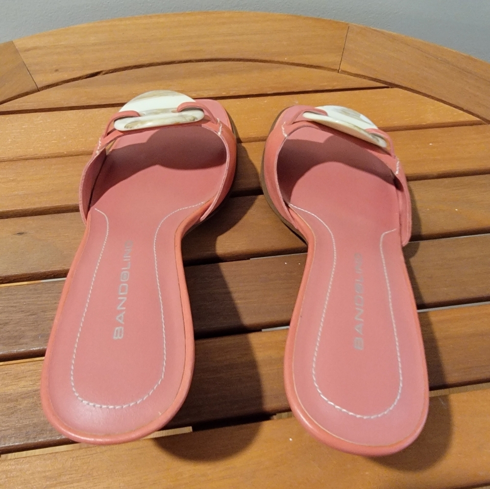 Bandolino Blackfords Coral Leather Open Toe Mules‎ Shell Embellishment 6.5M - Picture 7 of 10
